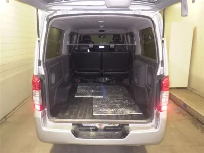 Nissan CARAVAN VAN