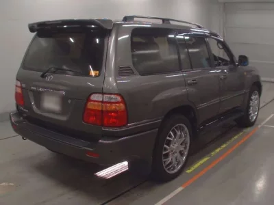 Toyota LAND CRUISER