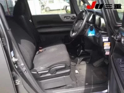 Honda N BOX SLASH
