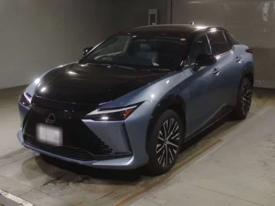 Lexus RZ