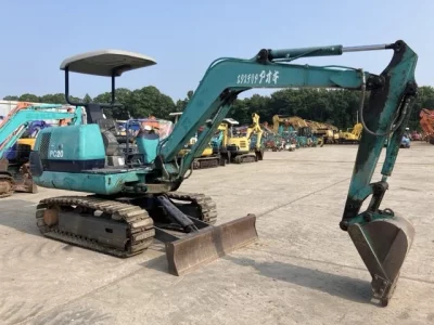 KOMATSU PC20-7E