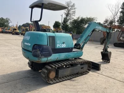 KOMATSU PC20-7E