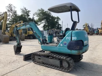 KOMATSU PC20-7E