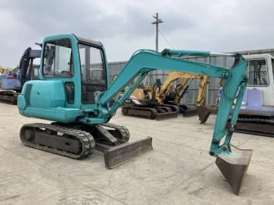 KOMATSU PC20-7