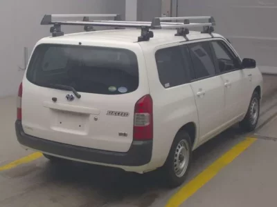 Toyota SUCCEED
