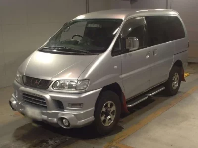 Mitsubishi DELICA