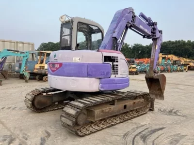 KOMATSU PC75UU-3C
