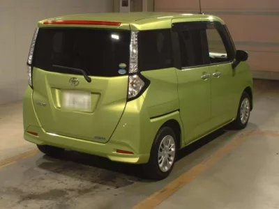 Toyota TANK
