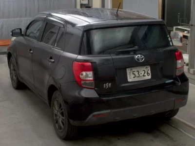 Toyota IST