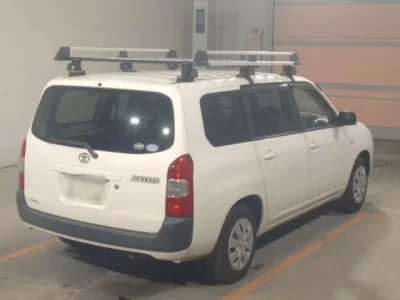 Toyota SUCCEED