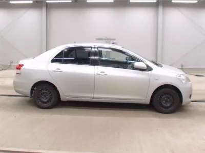 Toyota BELTA