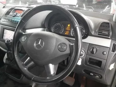 Mercedes-Benz V CLASS