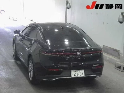 Toyota CROWN CROSSOVER