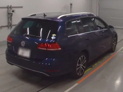 Volkswagen GOLF VARIANT