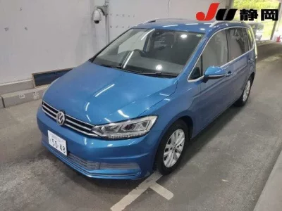 Volkswagen GOLF TOURAN