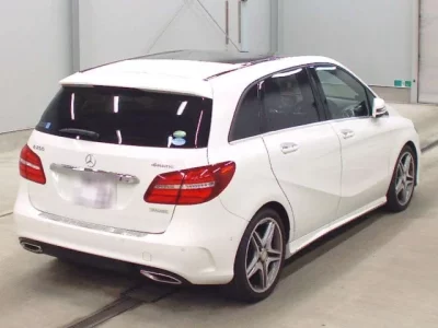 Mercedes-Benz B CLASS