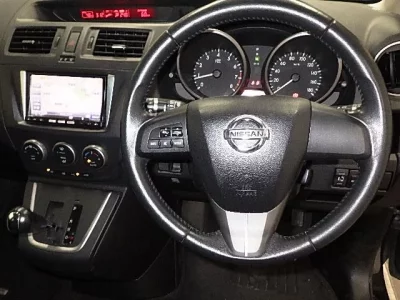 Nissan LAFESTA