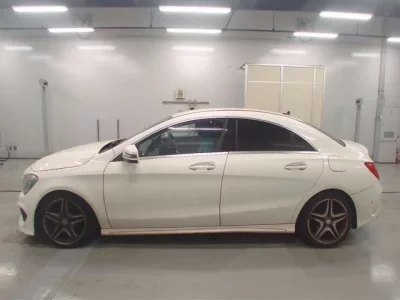 Mercedes-Benz CLA CLASS