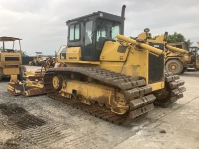 KOMATSU D60P-12E
