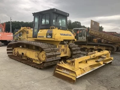 KOMATSU D60P-12E
