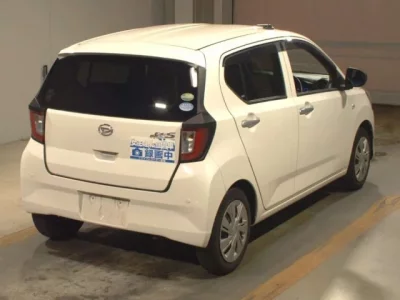 Daihatsu MIRA E S