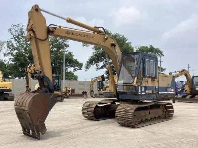KOMATSU PC100