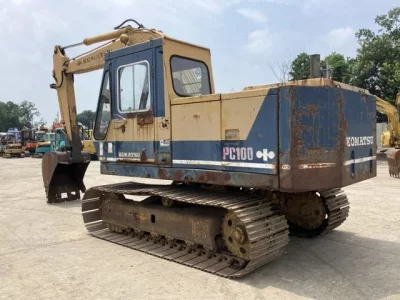 KOMATSU PC100