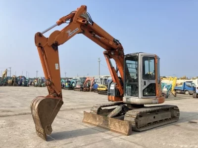 HITACHI ZX75UR