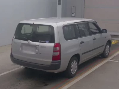 Toyota SUCCEED