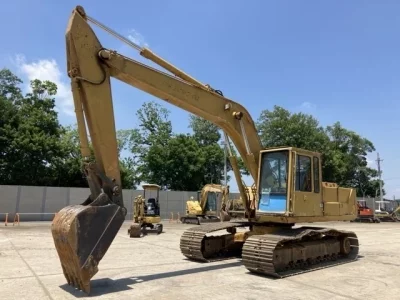 KOMATSU PC200-3