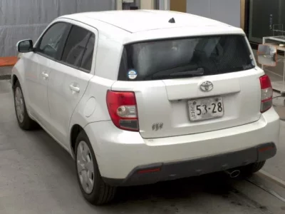 Toyota IST