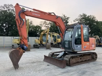 HITACHI ZX80LCK