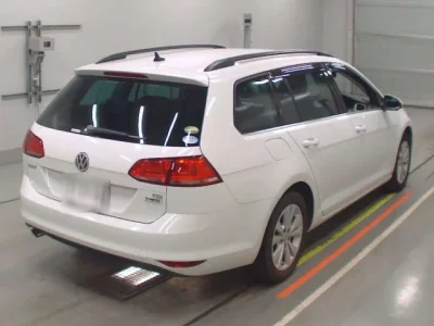 Volkswagen GOLF VARIANT
