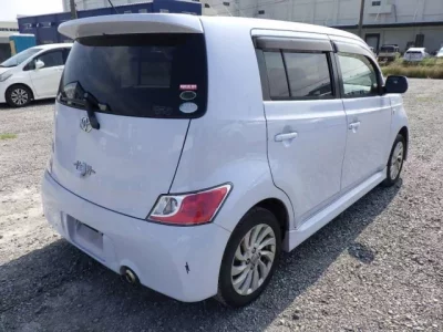 Toyota BB