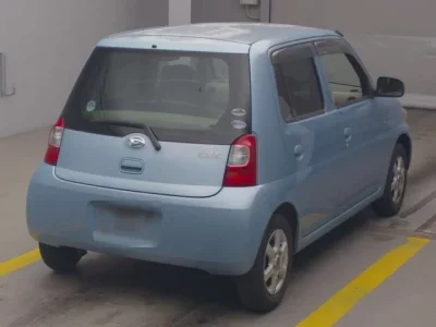 Daihatsu Esse