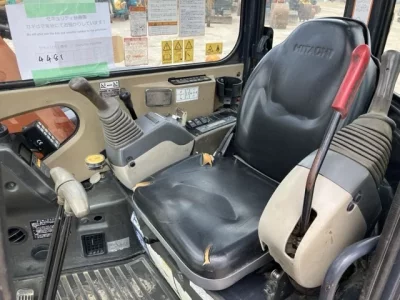 HITACHI ZX55UR-3