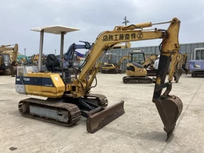 KOMATSU PC20-6