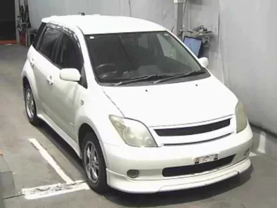 Toyota IST