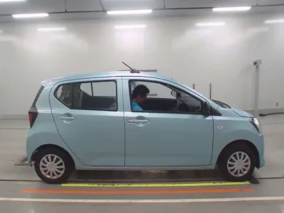 Daihatsu MIRA E S