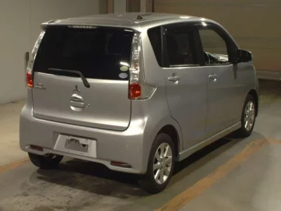Mitsubishi EK CUSTOM