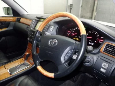 Toyota CELSIOR