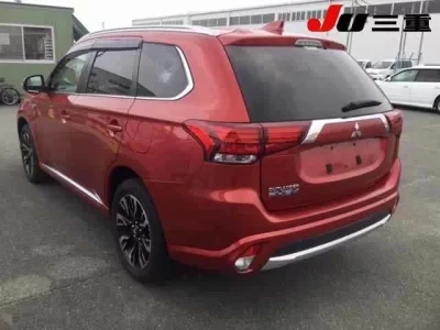 Mitsubishi OUTLANDER PHEV