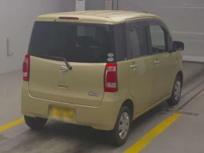 Daihatsu TANTO EXE