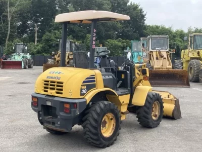 KOMATSU WA30-6E0