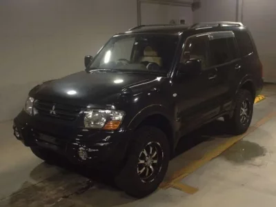 Mitsubishi PAJERO