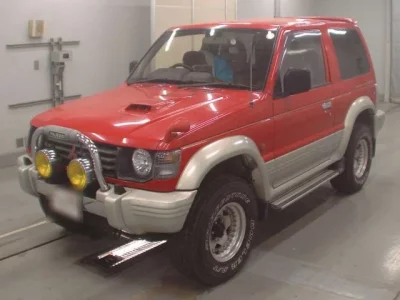 Mitsubishi PAJERO