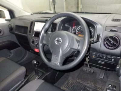 Nissan AD