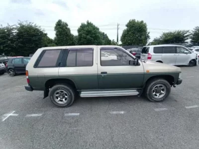 Nissan TERRANO