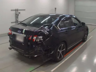 Subaru LEGACY B4