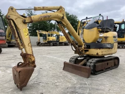 KOMATSU PC09-1C